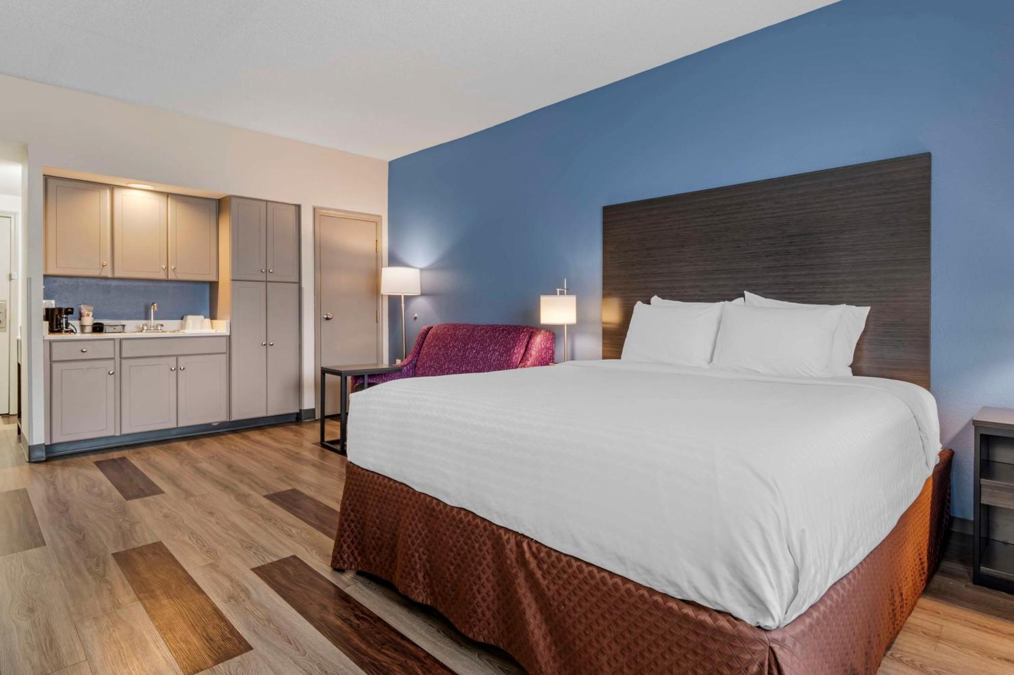 Hotel Western Airport Expo Louisville