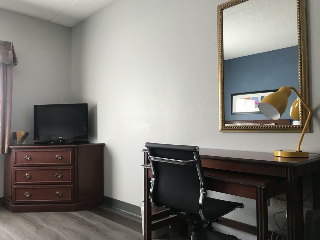 Western Airport Expo Hotel